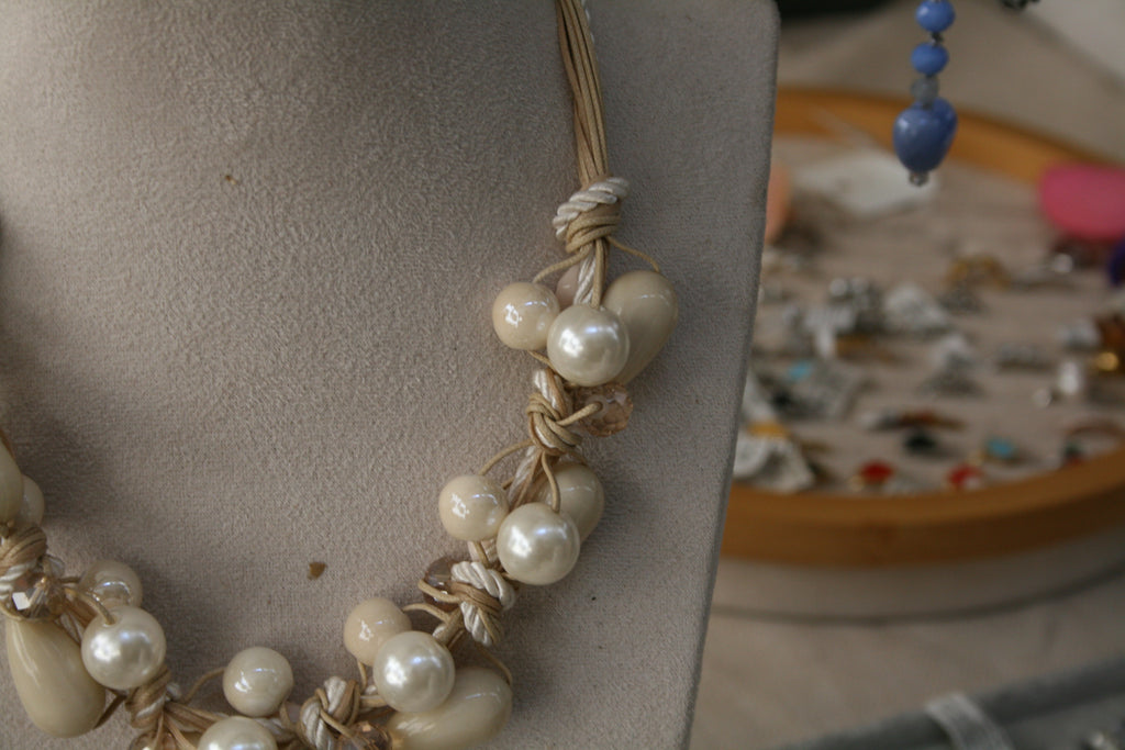 Collana artigianale con perle 